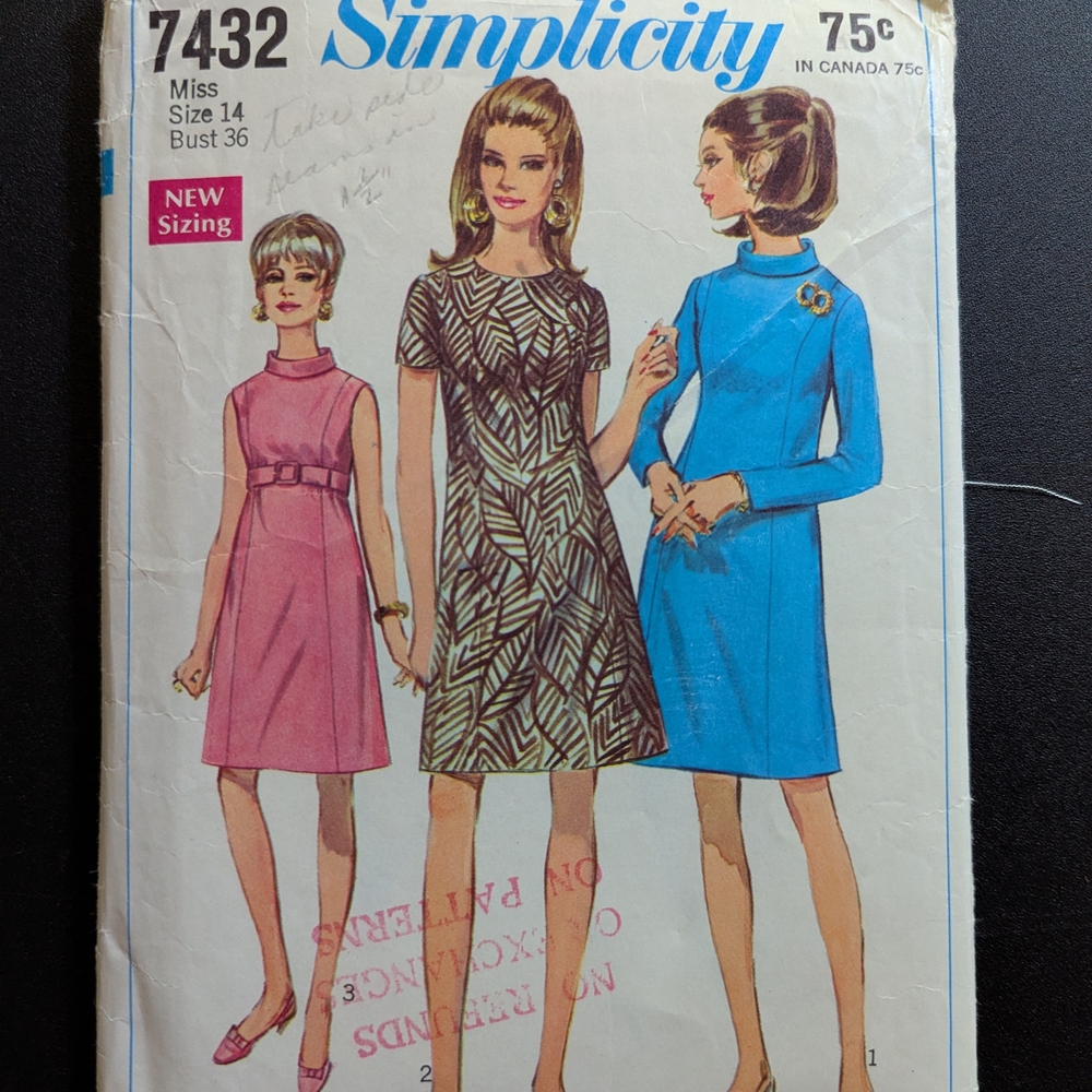 Simplicity Black and Blue Long Sleeve Sheath Dress